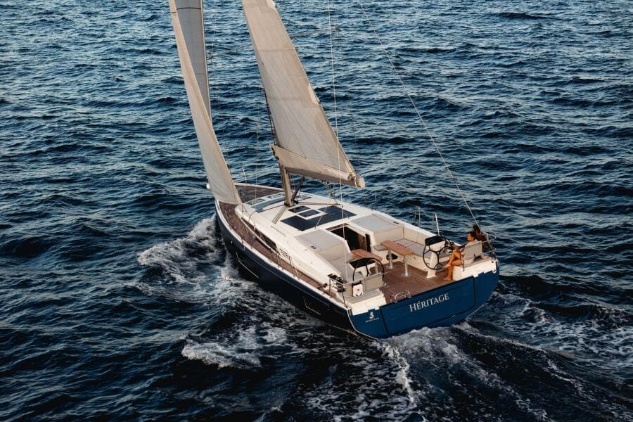 2027 Beneteau Oceanis 47