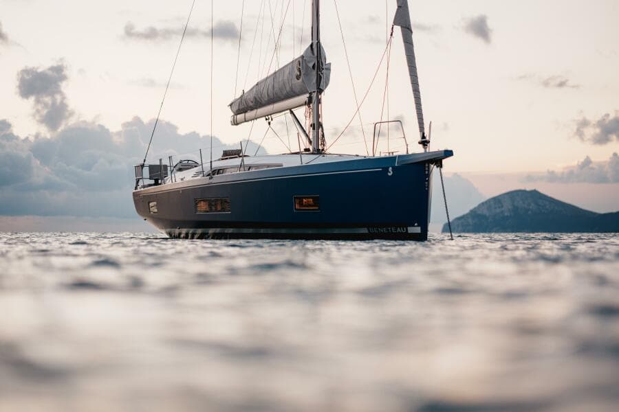 2027 Beneteau Oceanis 47