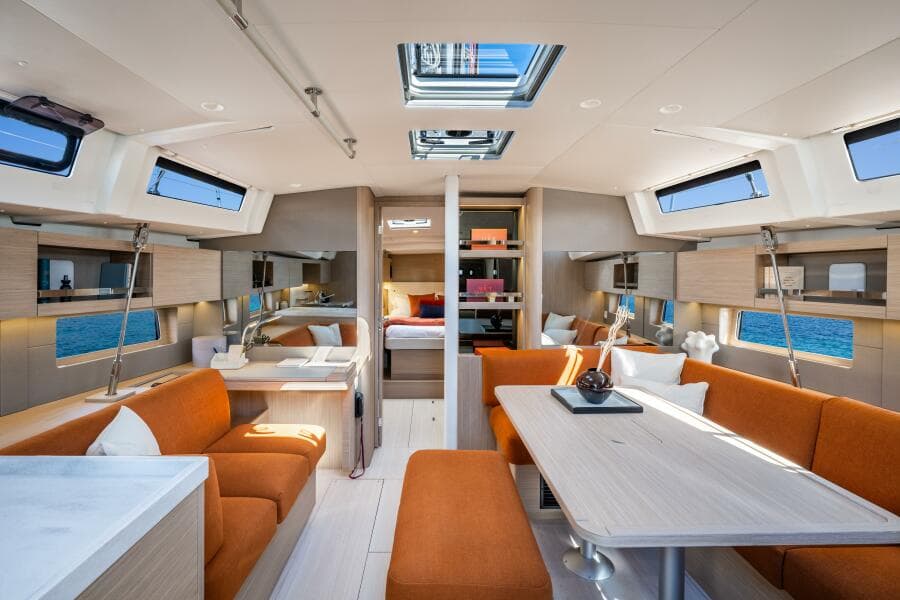 2027 Beneteau Oceanis 47