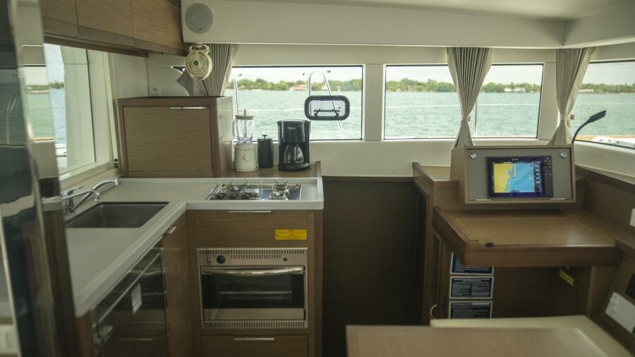 2020 Lagoon 40