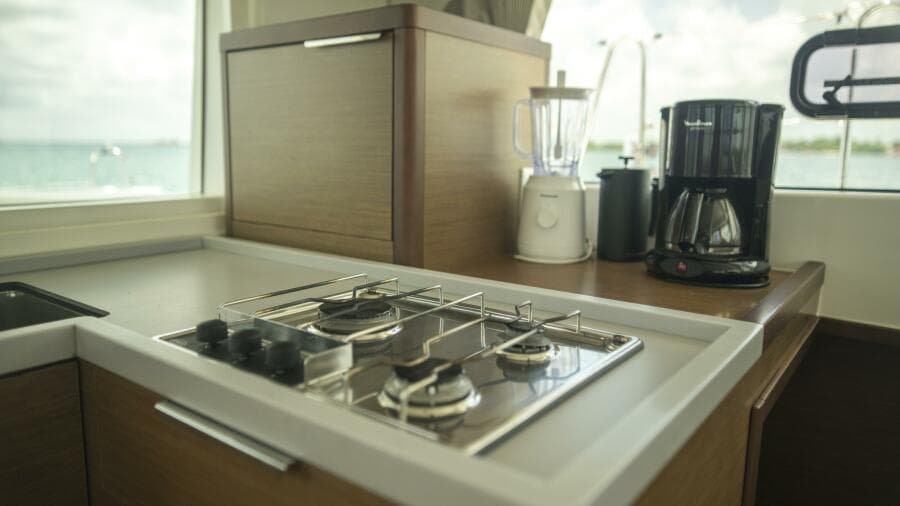 2020 Lagoon 40