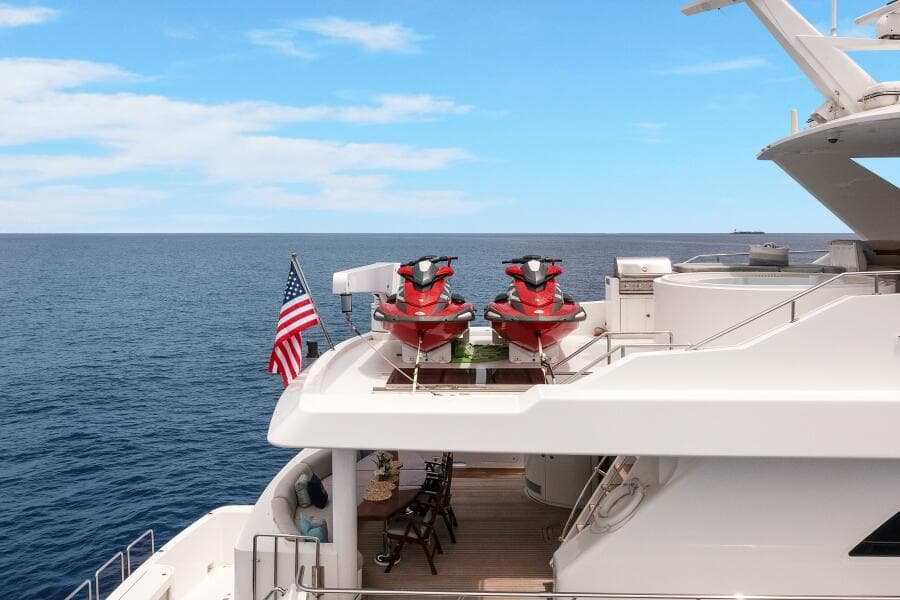 2009 Hargrave Raised Pilothouse