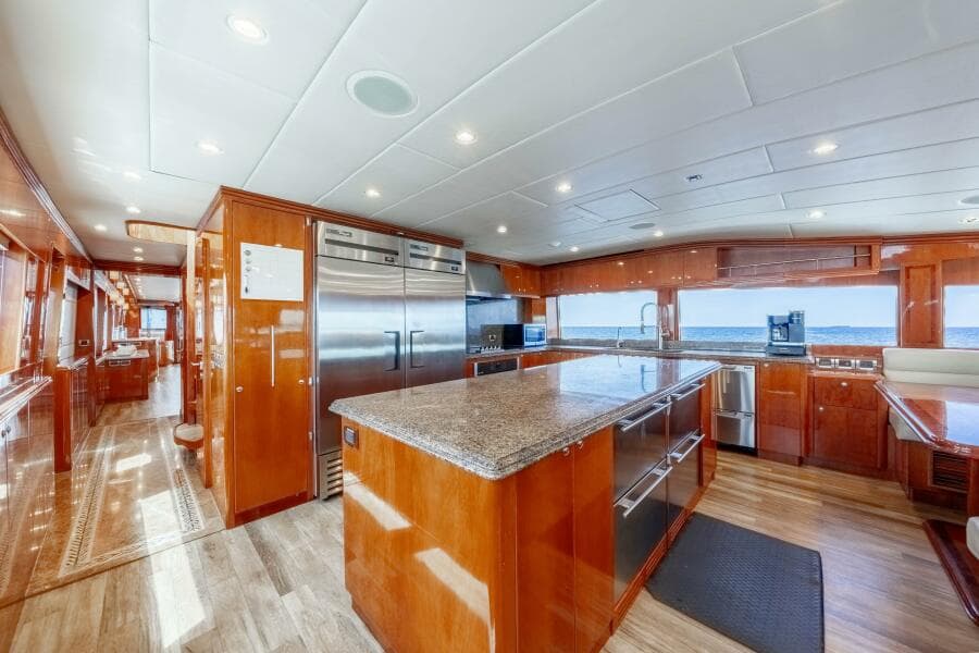 2009 Hargrave Raised Pilothouse