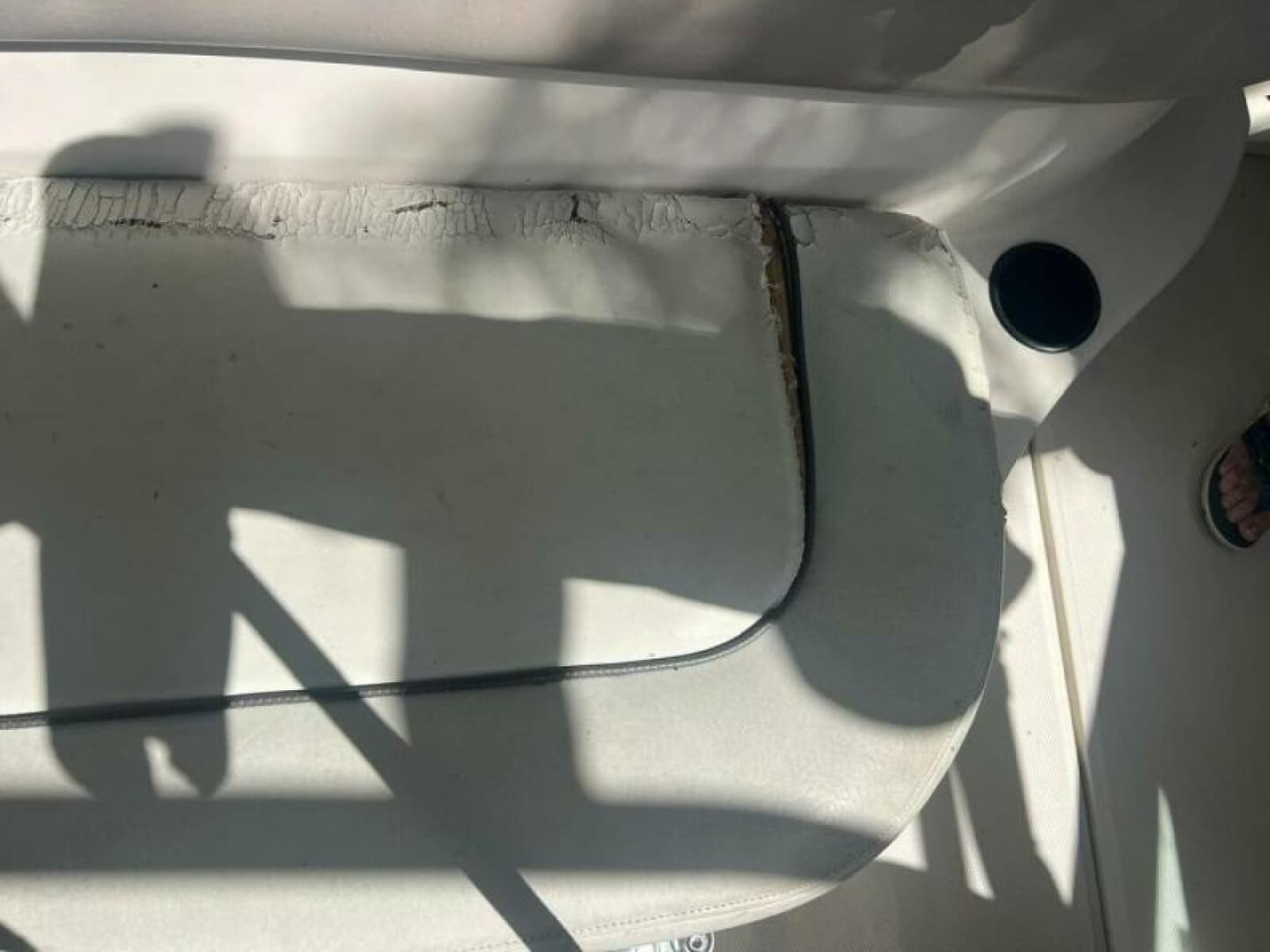 2003 Sea Ray 220 Bow Rider