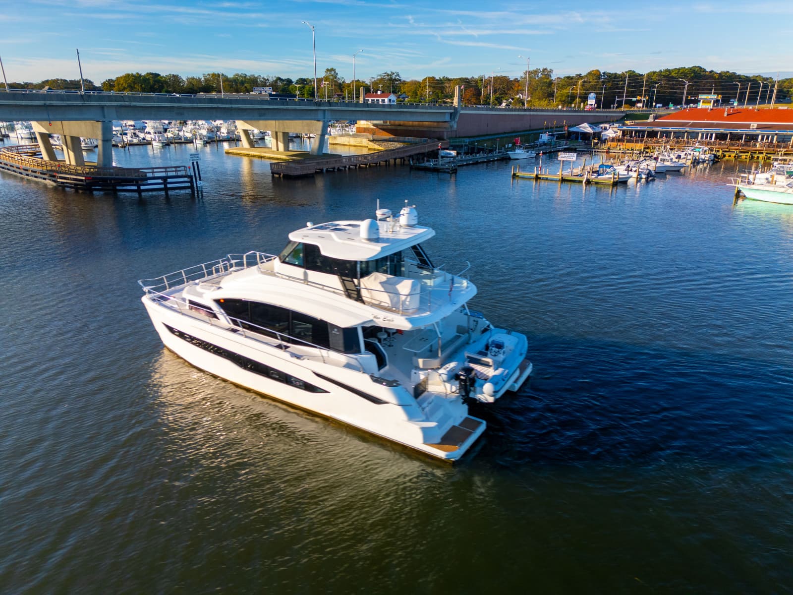 2023 Aquila 54 Yacht
