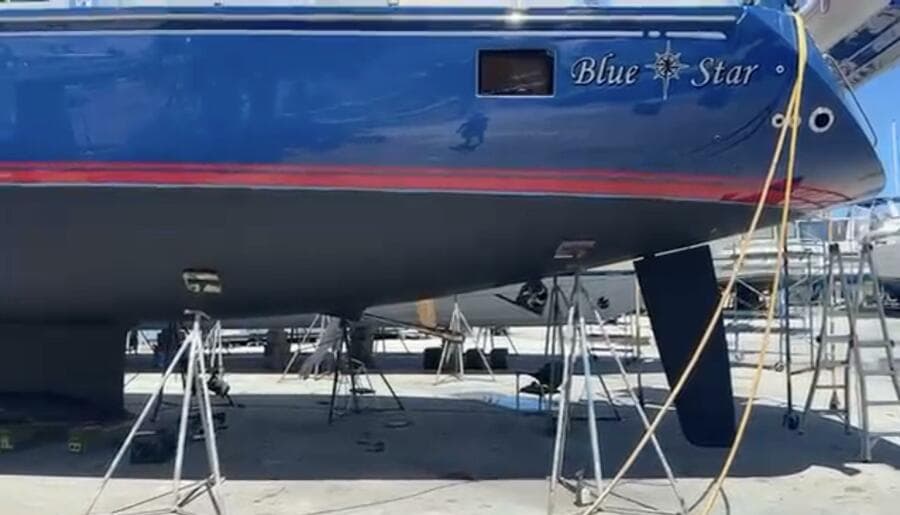2013 Hylas 63