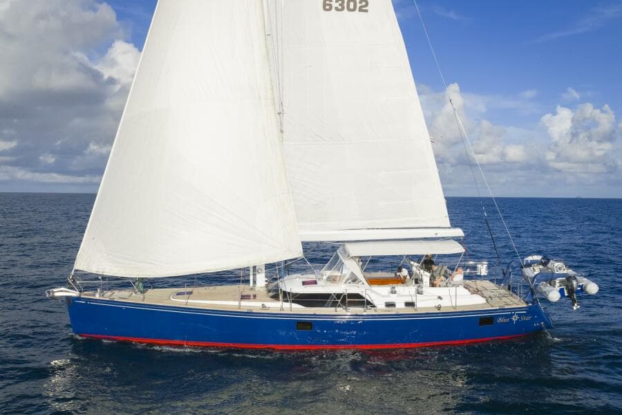 2013 Hylas 63