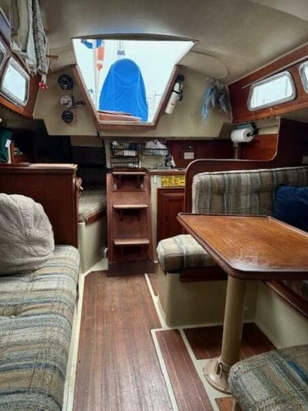 1980 Ericson 30 +
