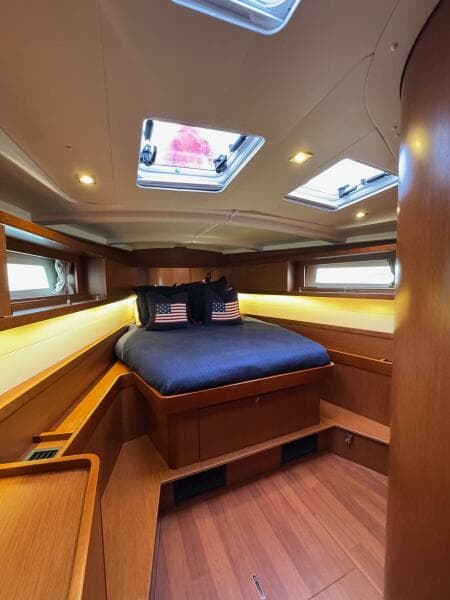 2017 Beneteau Oceanis 45