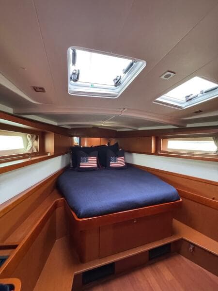 2017 Beneteau Oceanis 45