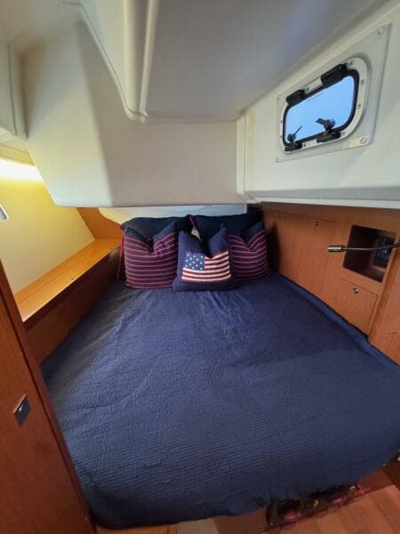2017 Beneteau Oceanis 45