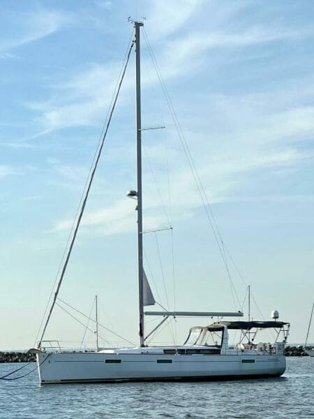 2017 Beneteau Oceanis 45