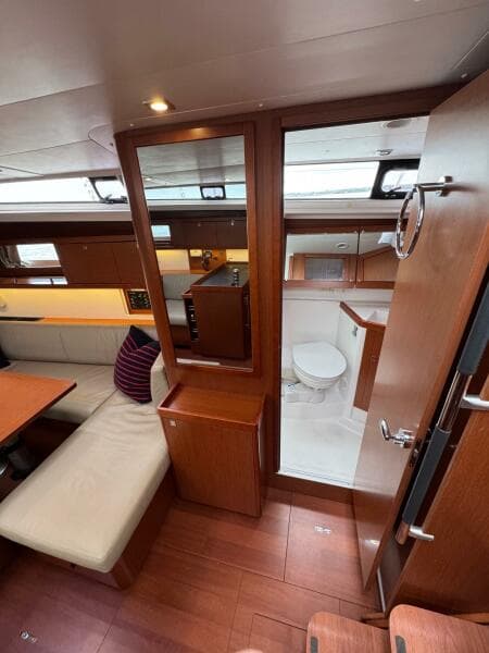 2017 Beneteau Oceanis 45