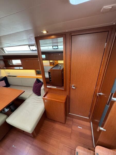 2017 Beneteau Oceanis 45