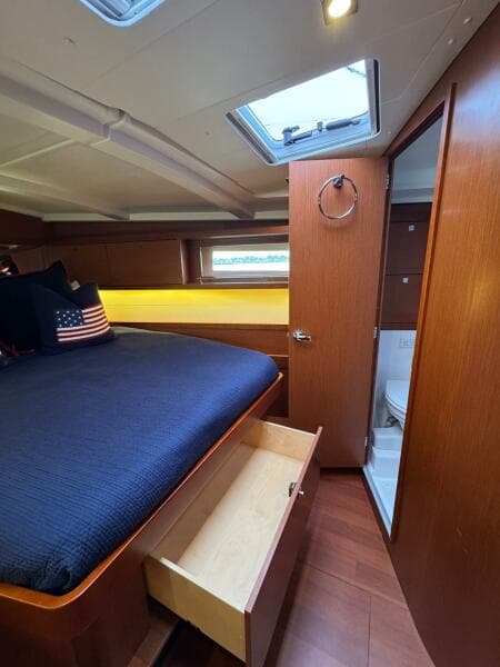 2017 Beneteau Oceanis 45