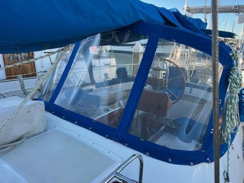 1986 Tayana V42