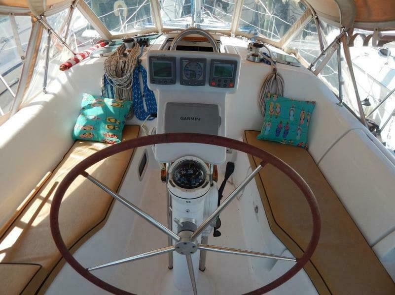 2004 Beneteau 373