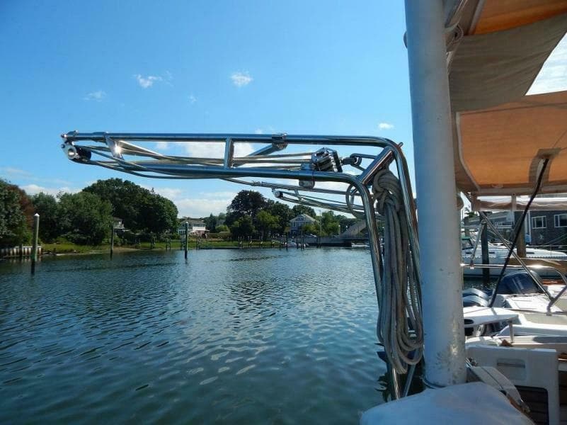 2004 Beneteau 373