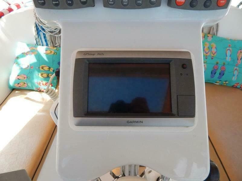 2004 Beneteau 373
