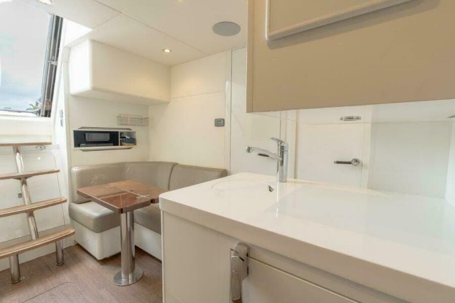 Princess 85 Kaos Crew