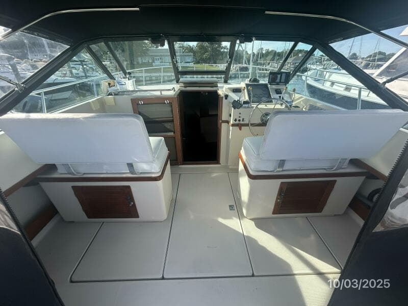31' Pursuit upper deck forward