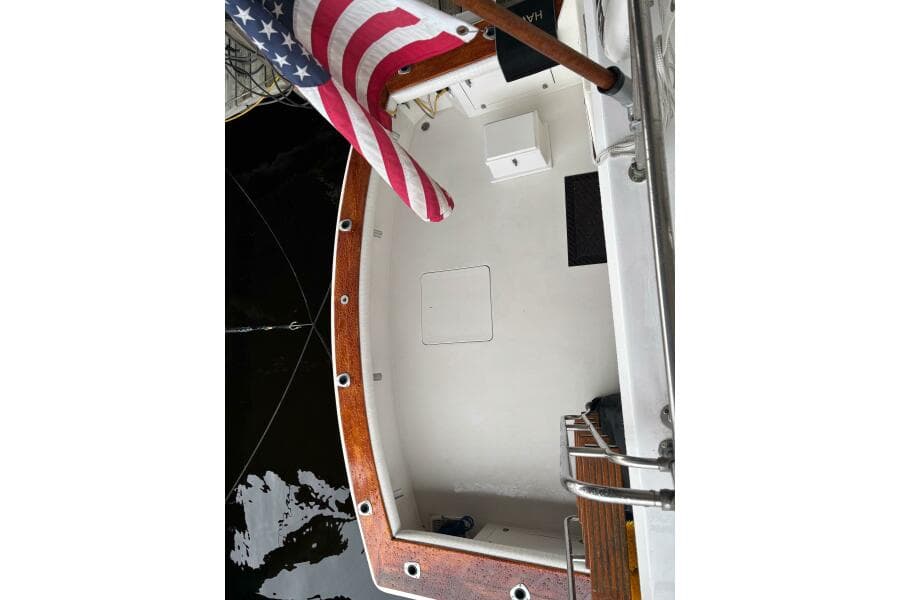 1986 Egg Harbor 37 Convertible