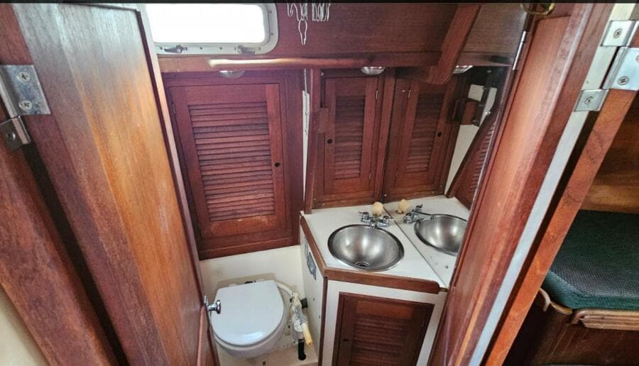 1987 Tartan 37