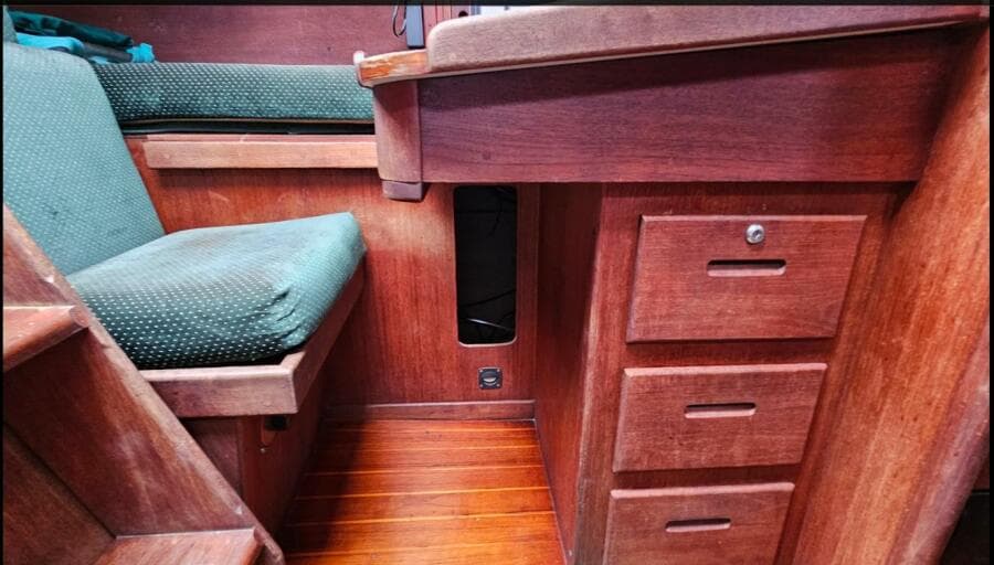 1987 Tartan 37