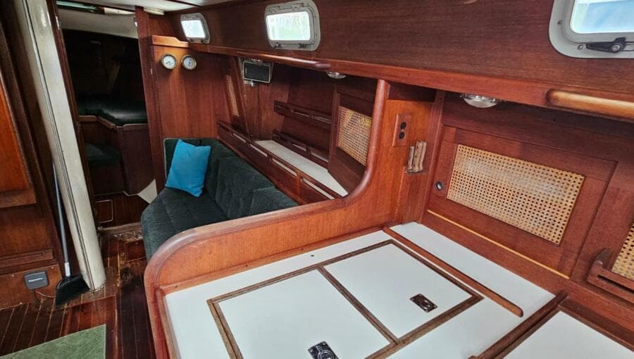 1987 Tartan 37