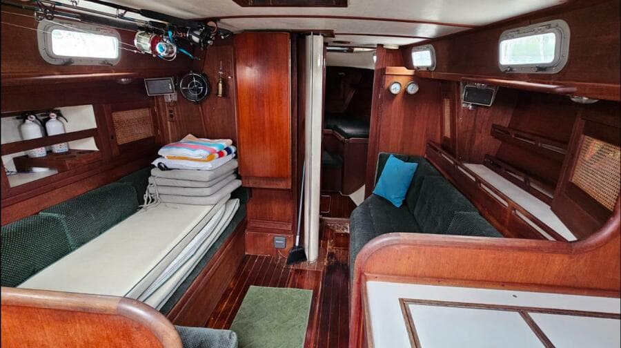 1987 Tartan 37