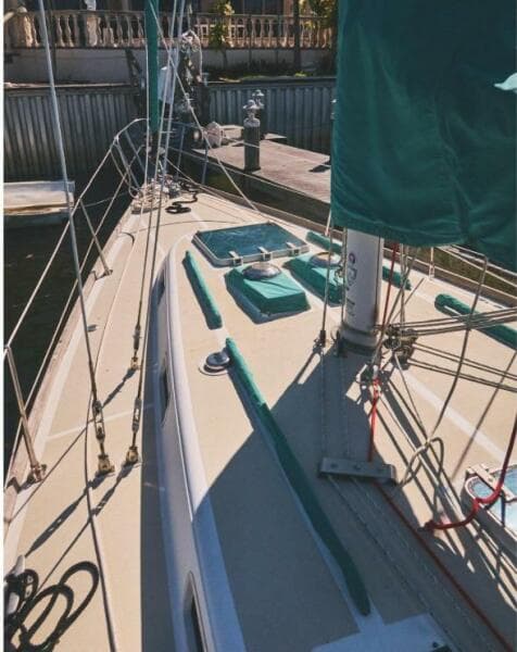 1987 Tartan 37