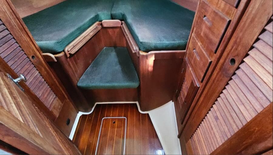 1987 Tartan 37