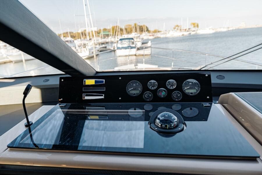 2011 Fairline 65 Squadron