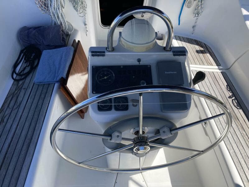 2000 Beneteau Oceanis 311