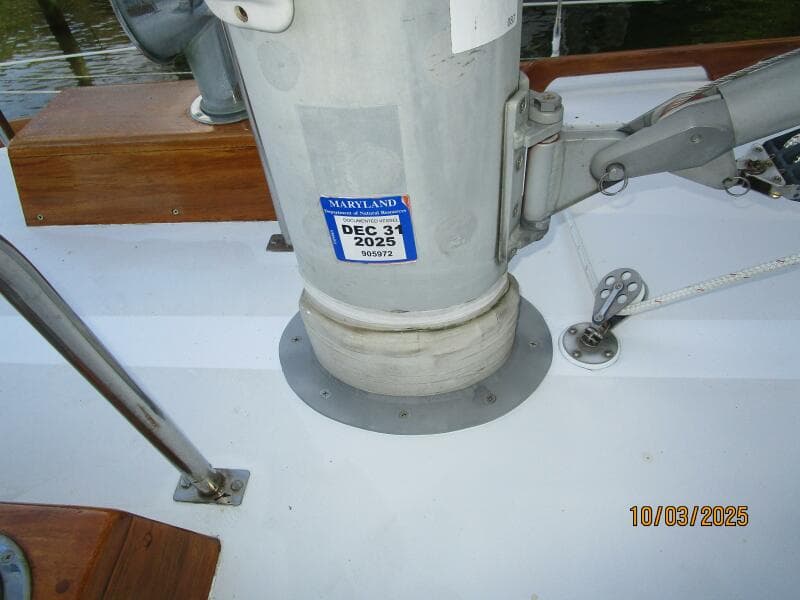 35' Bristol mast base1