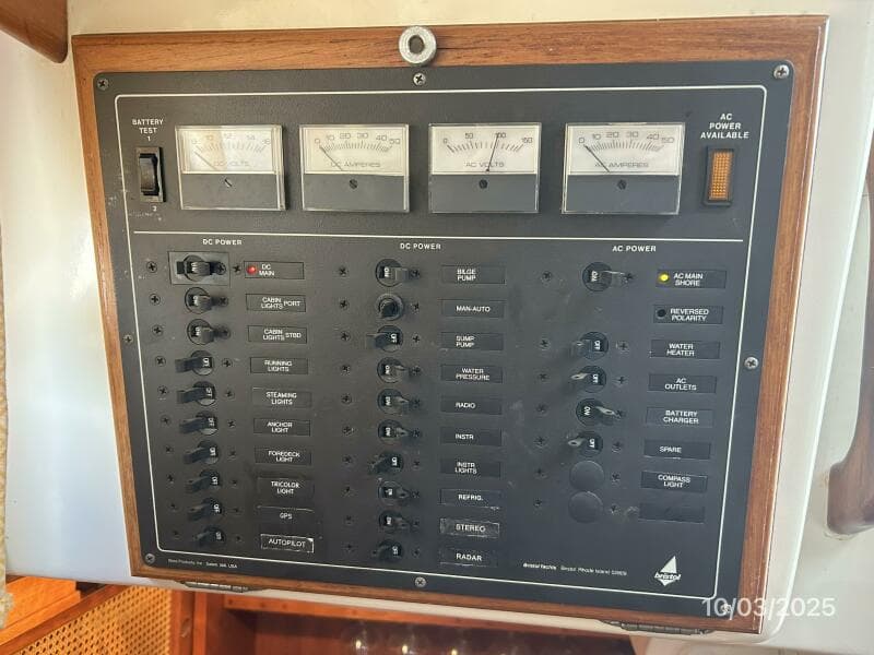 35' Bristol electrical panel