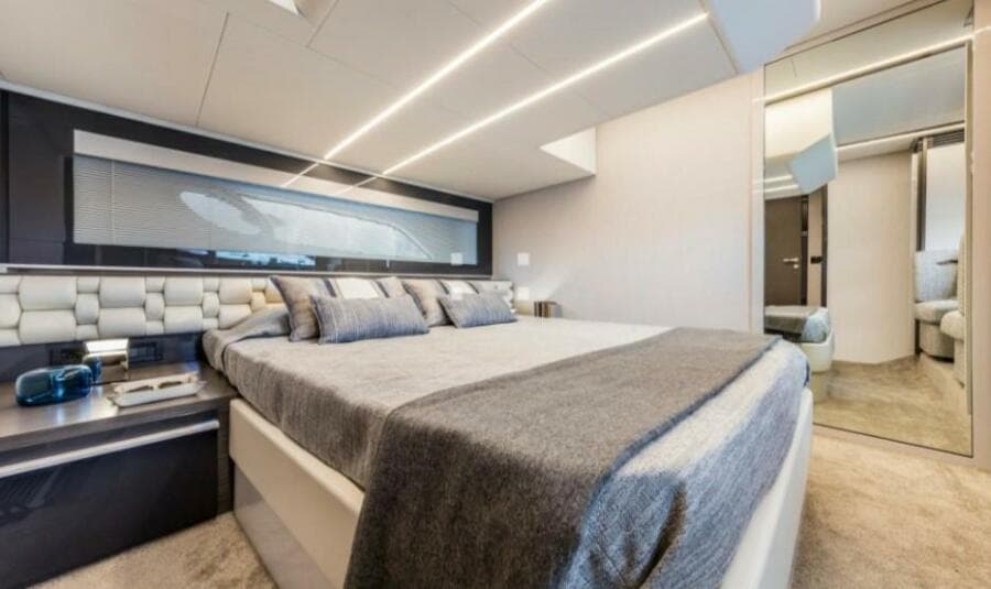 2019 Pershing 5X
