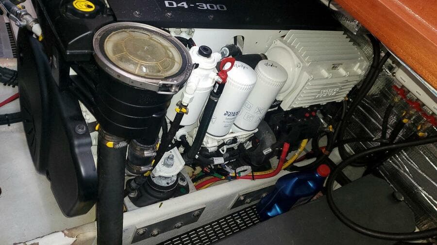 Main Engine Port