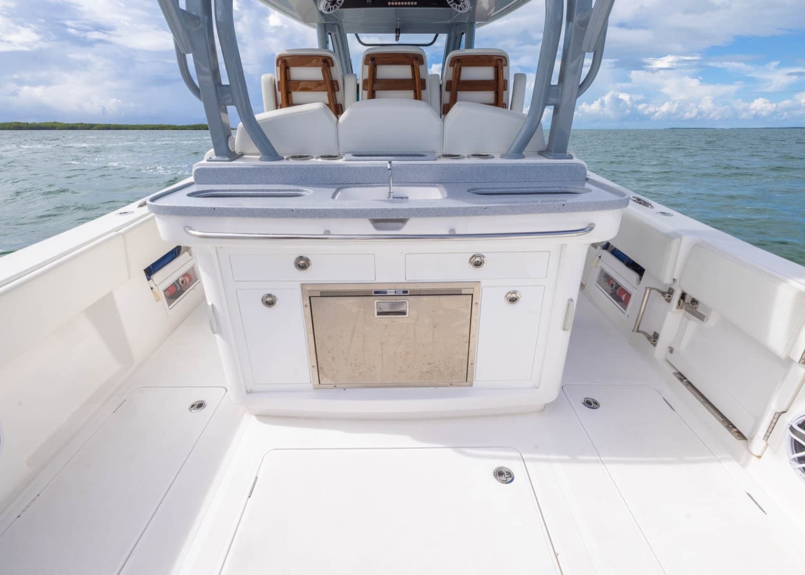 2024 BlackWater 43 Sportfish