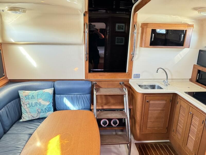 2004 Island Packet 360 Hardtop Express Cruiser