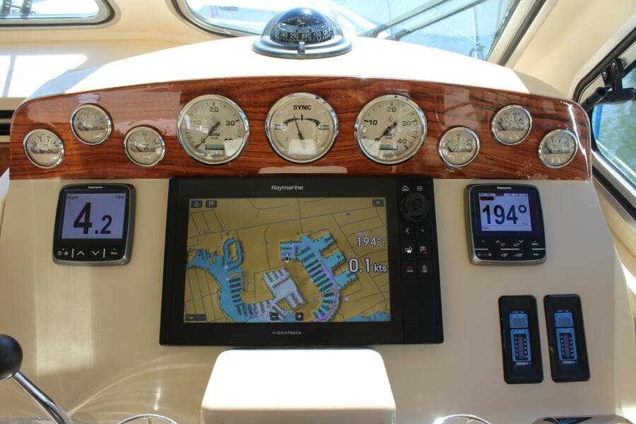 2004 Island Packet 360 Hardtop Express Cruiser