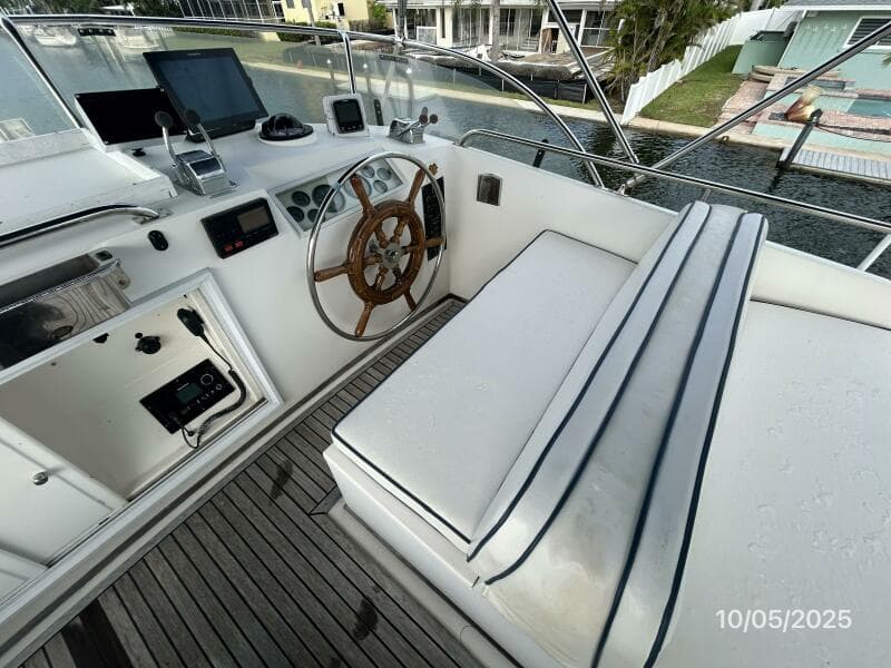 42' Grand Banks flybridge helm1