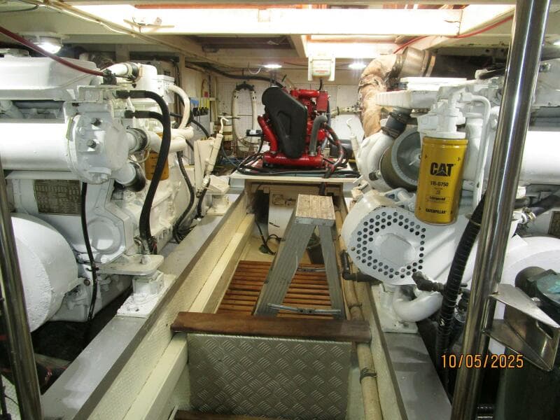 42' Grand Banks engine room aft