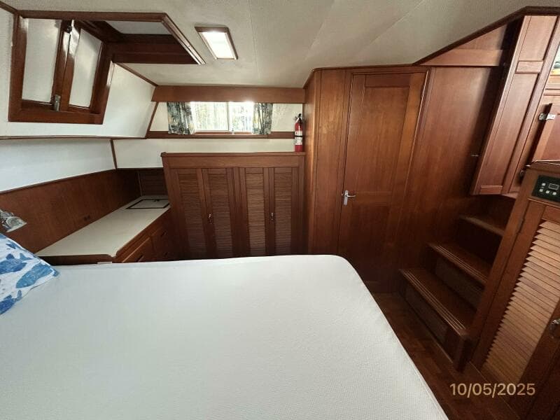 42' Grand Banks master stateroom port