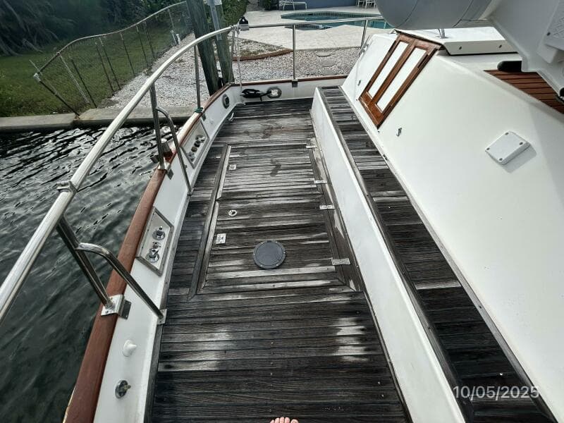 42' Grand Banks aftdeck port