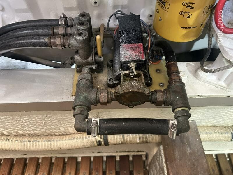 42' Grand Banks oil change system