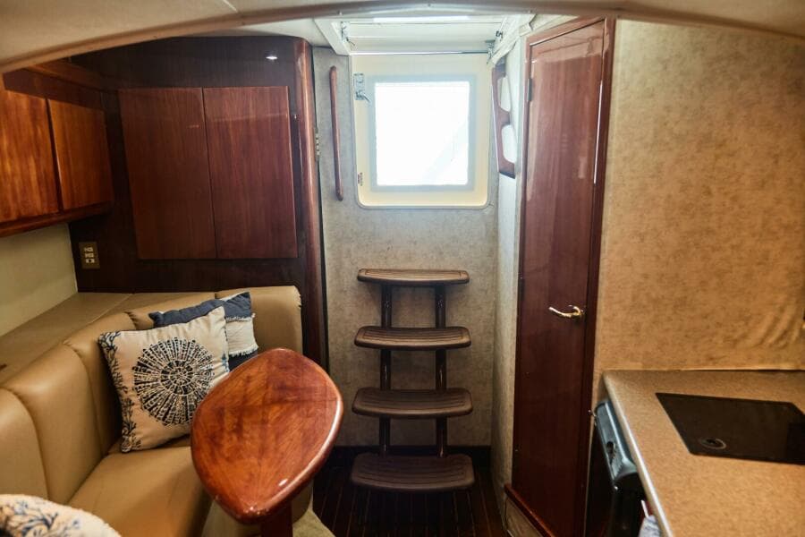 2003 Egg Harbor Predator Express