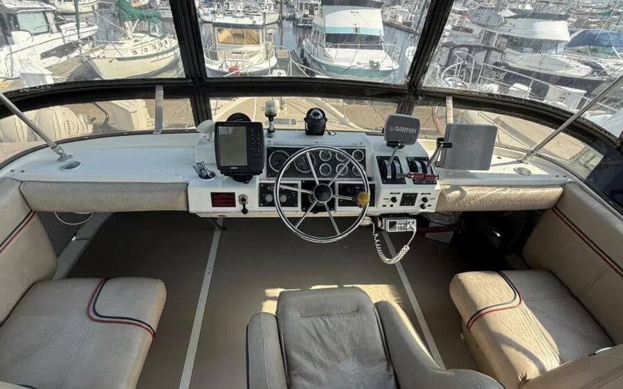 1984 Bayliner 3870 Motoryacht