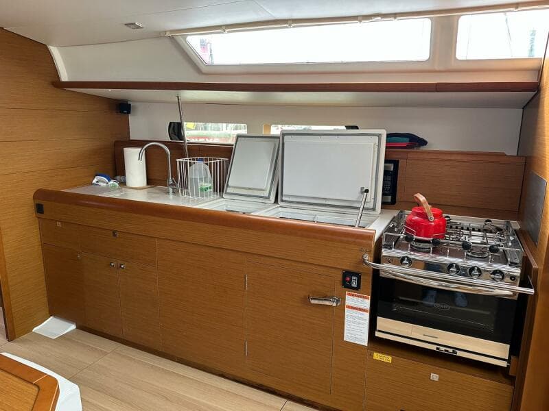 2018 Jeanneau Sun Odyssey 479