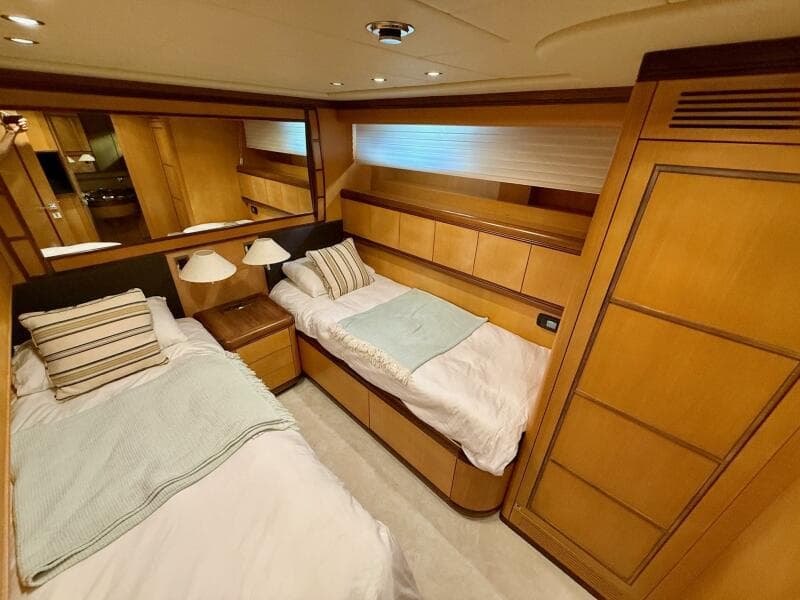 2005 Mangusta 92
